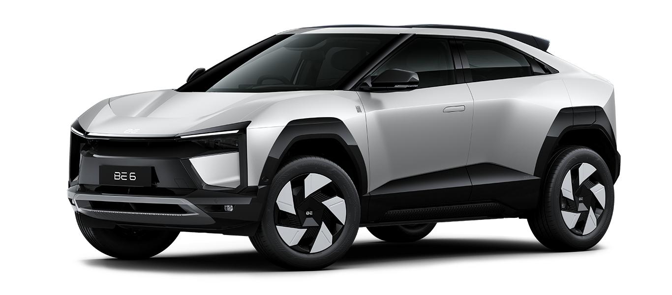 Mahindra Bets Big on SUVs with ICE & EVs